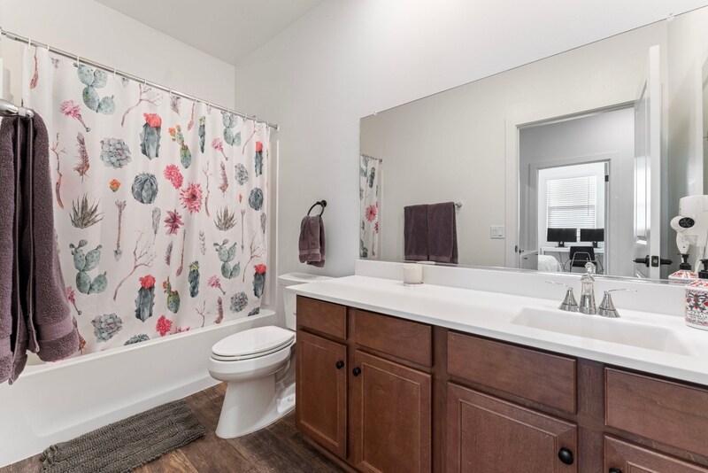 Building Photo - 9324 N Agave Gold Rd