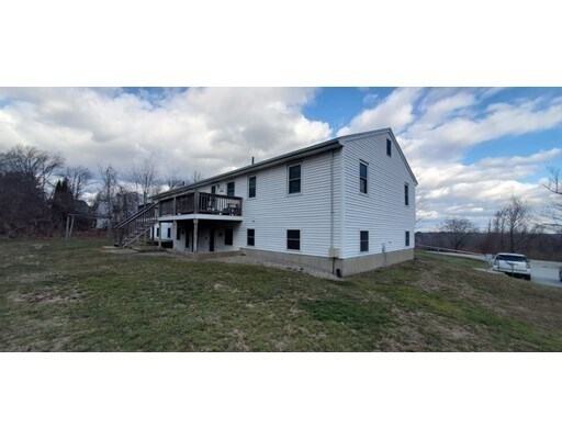 Building Photo - 278 Dresser Hill Rd