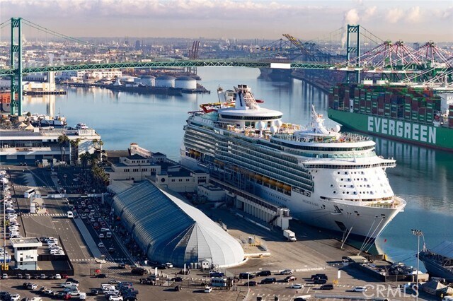 Building Photo - 511 S Harbor Blvd