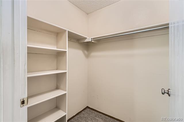 Building Photo - 10212 W 80th Dr