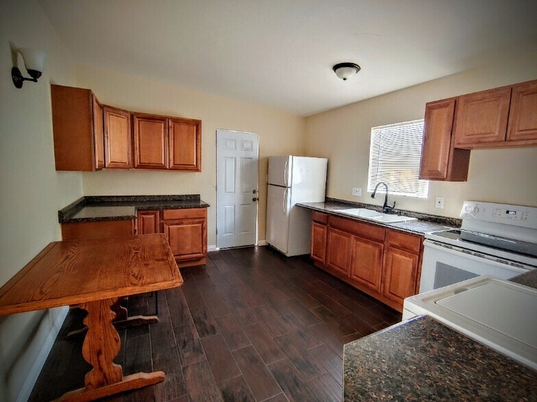 Building Photo - 71938 Gorgonio Dr