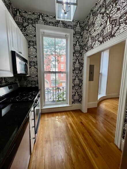 Building Photo - 29 Bowdoin St