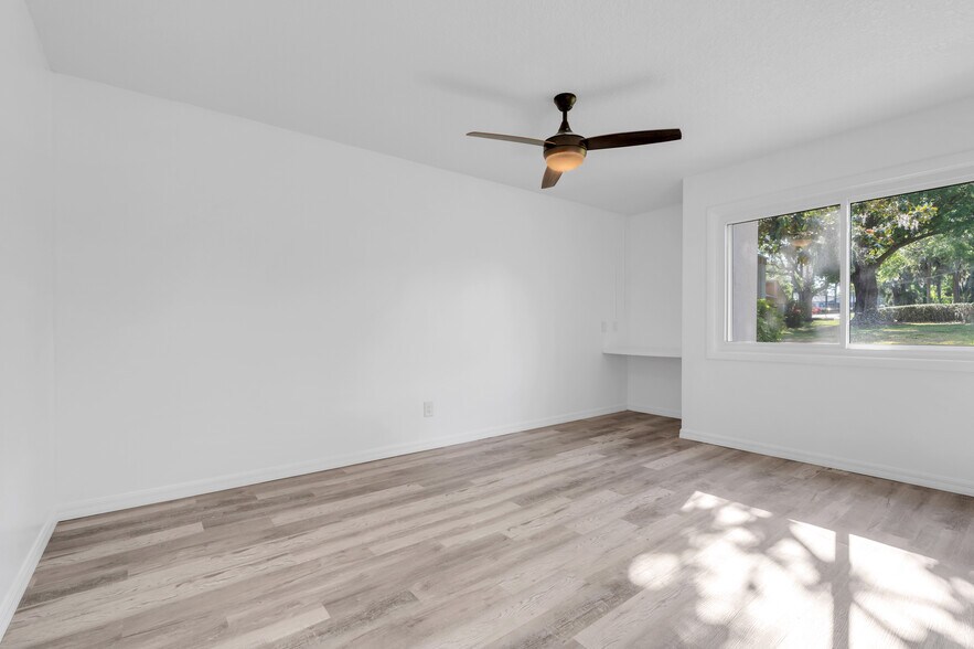 Bedroom 2 - 1051 S Highland St