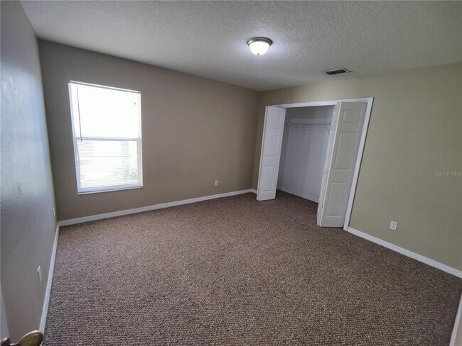 Building Photo - 544 Windrose Dr