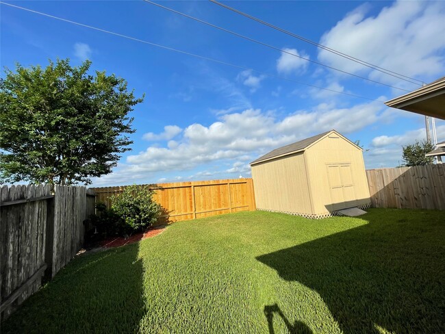 Building Photo - 2313 Cantabria Ln