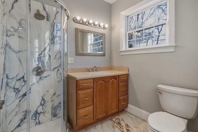 Building Photo - 1327 Liberty St