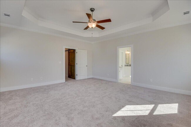 Building Photo - 422 Pump House Rd