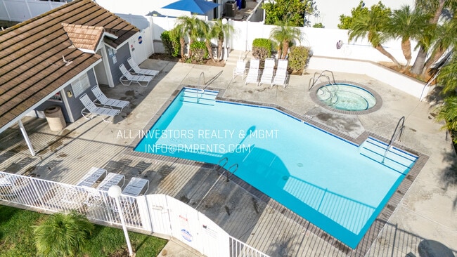 Building Photo - 6610 Brighton Pl