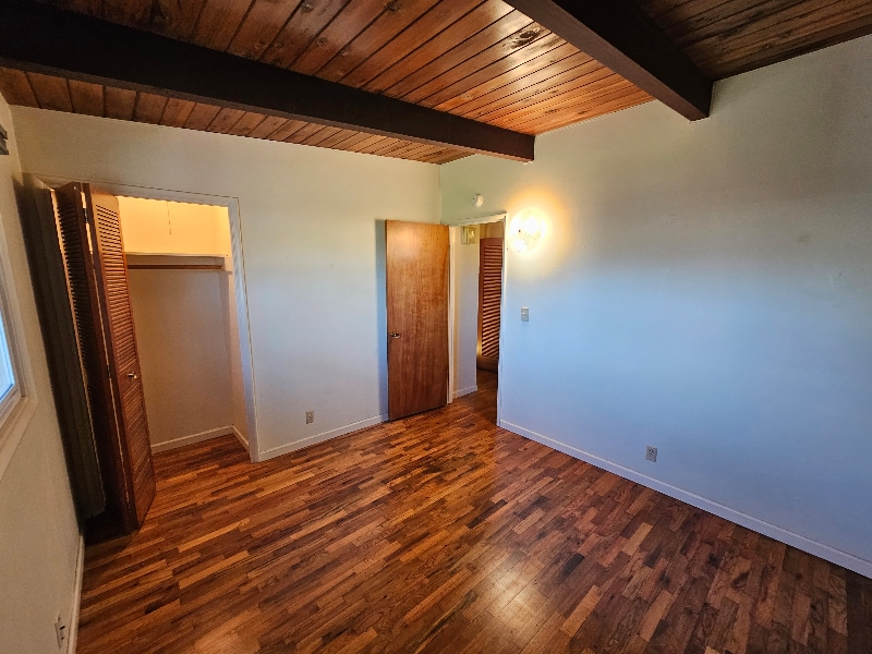 Building Photo - 511 NE 8th St