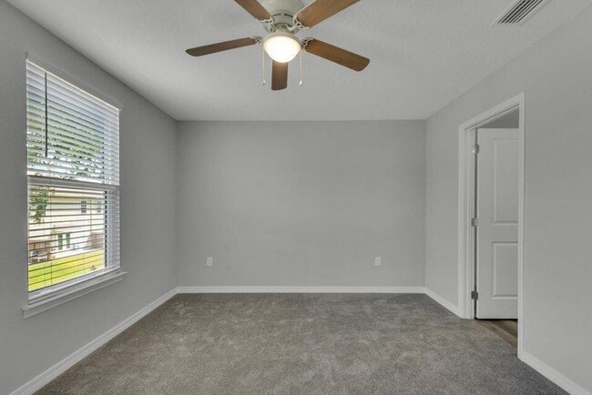 Building Photo - 2255 Whitman Ln