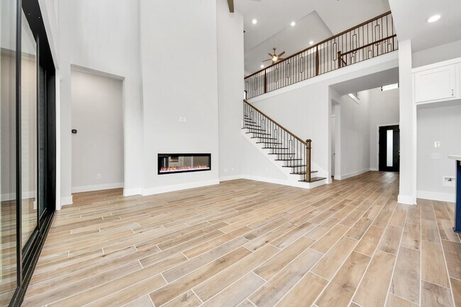 Building Photo - 26907 Southwick Vly Ln
