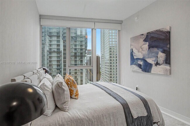 Building Photo - 300 Biscayne Blvd Way