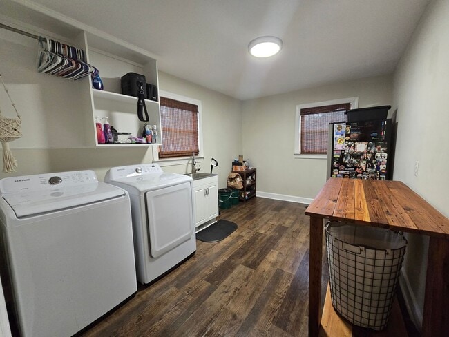 Building Photo - 409 N Fulton St