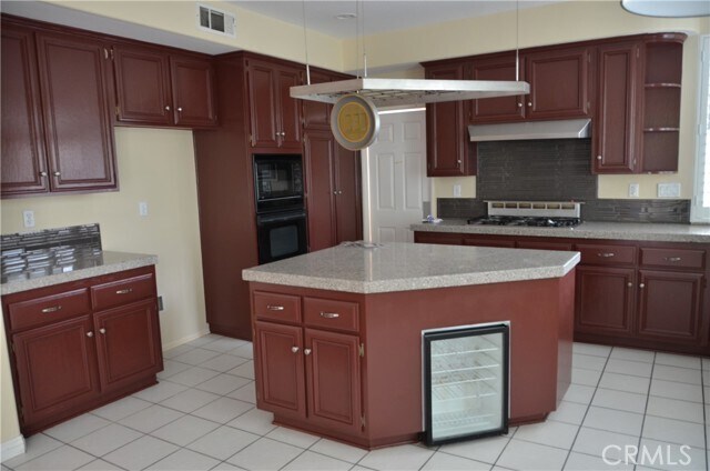 Building Photo - 5545 Carot Ct