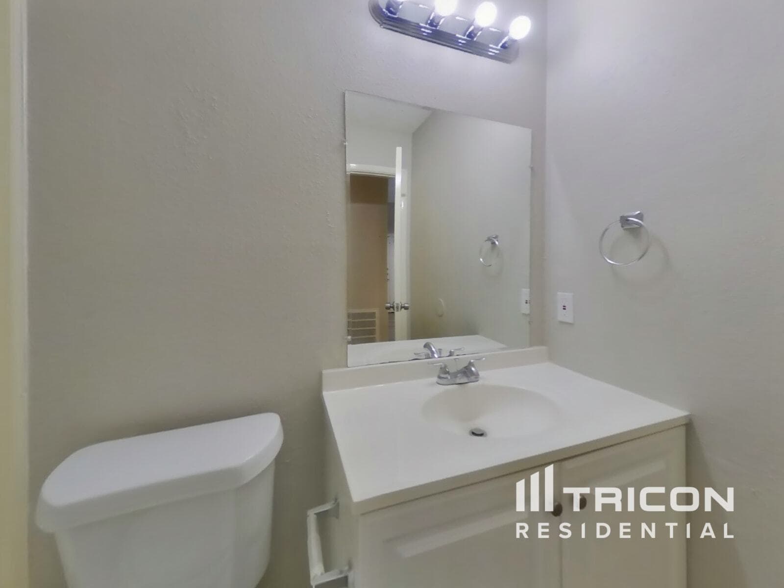 Building Photo - 3107 Lucida Ln