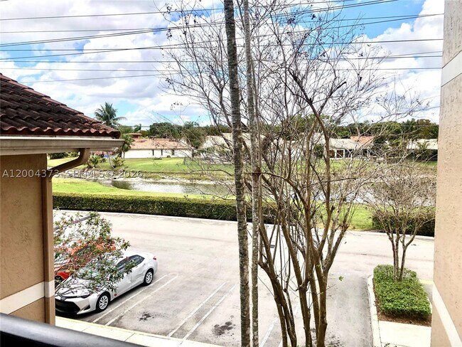 Building Photo - 8761 Wiles Rd