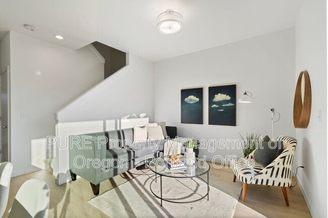 Building Photo - 725 SE 78th Ave