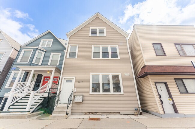 Building Photo - 3047 N Kimball Ave