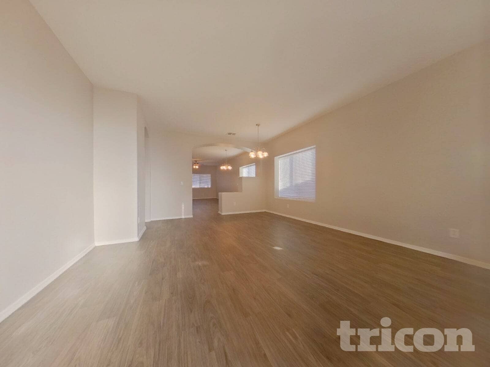 Building Photo - 11638 W Jackson St