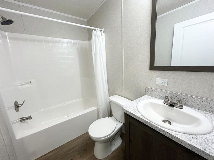 Building Photo - 29909 Flushing Dr