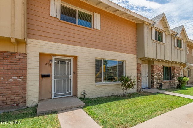 Building Photo - 4715 S Mill Ave