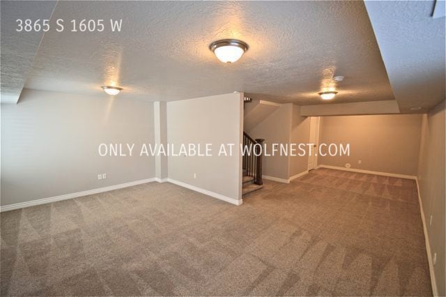 Building Photo - Gorgeous 3 Bedroom West Valley Townhome! N...