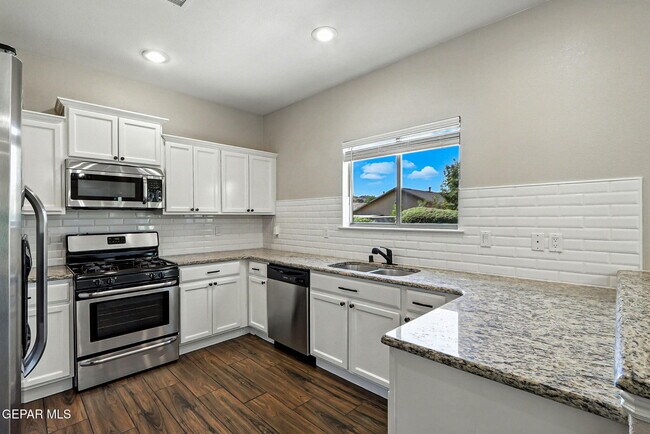 Building Photo - 7316 Meadow Sage