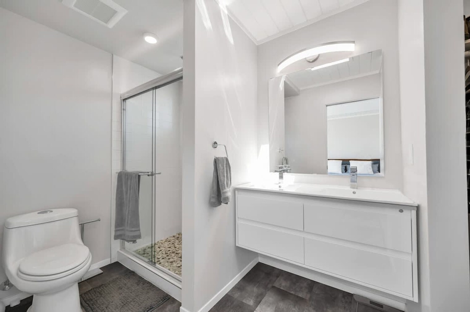 Building Photo - 4131 Phoenix St