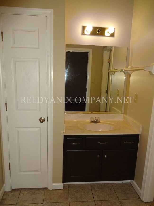 Building Photo - 6714 Whitten Pine Dr