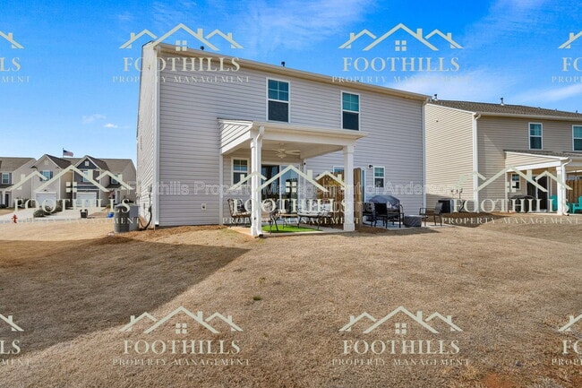 Building Photo - 145 Adger Rd