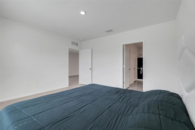 Building Photo - 3881 Brant Pl