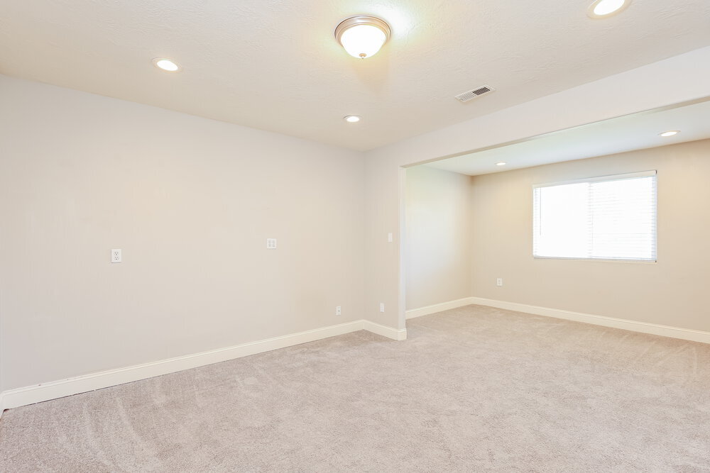 Building Photo - 3056 W 1010 N