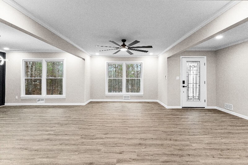 Building Photo - 4145 White Oak Dr