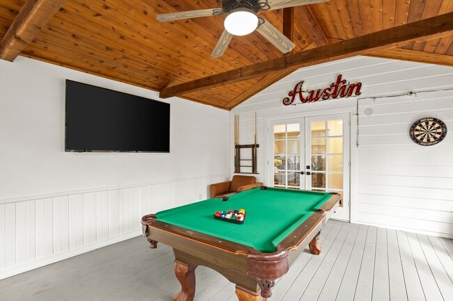 Building Photo - 1207 Romeria Dr