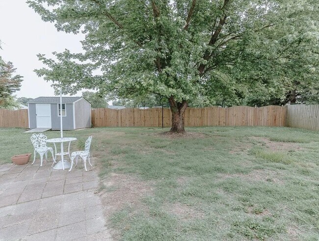 Building Photo - 6497 Brooking Ct