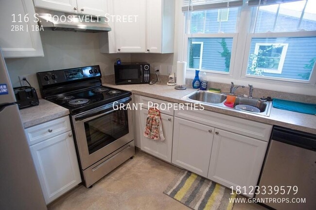 Building Photo - 116 S Roosevelt St