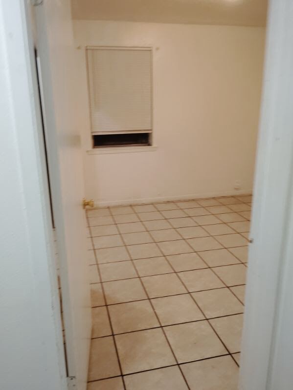 Building Photo - 414 E Avenue A