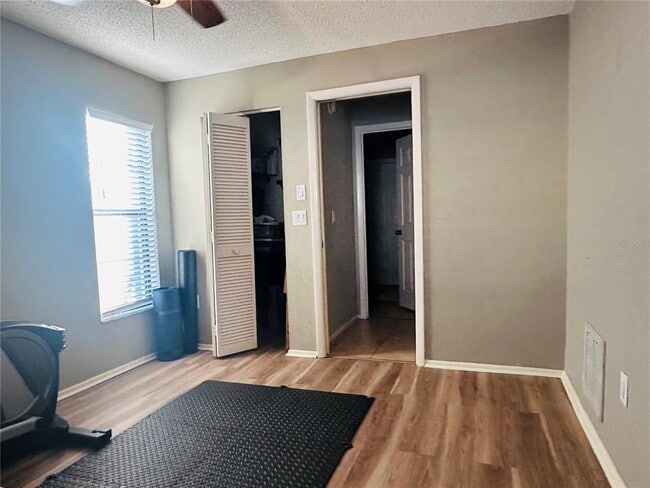 Building Photo - 3958 Easton Terrace