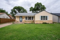 Building Photo - 3808 33rd St