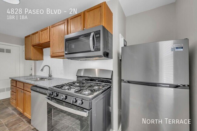 Building Photo - 4828 The Paseo