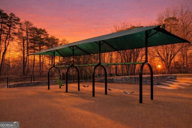 Building Photo - 1375 Walking Wy