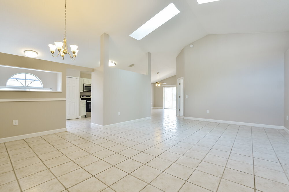 Building Photo - 778 Brightview Dr