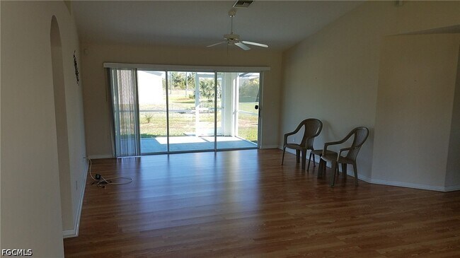 Building Photo - 3002-3052 52nd St W