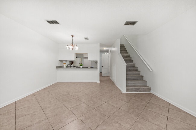 Building Photo - 337 Woodham Ct