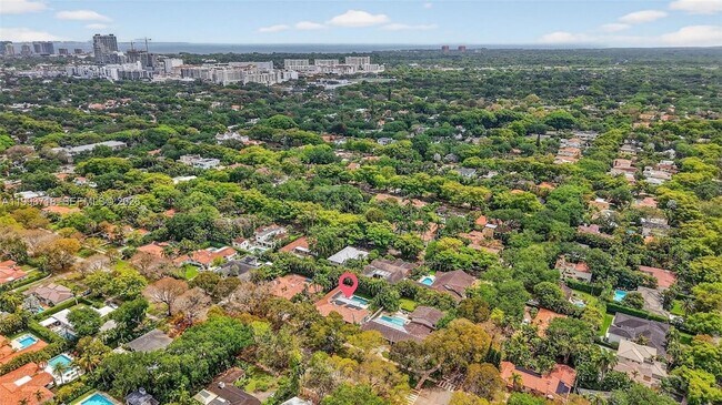 Building Photo - 3258 Riviera Dr