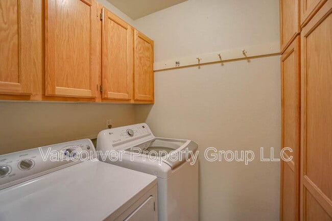 Building Photo - 13210 SE 7th St