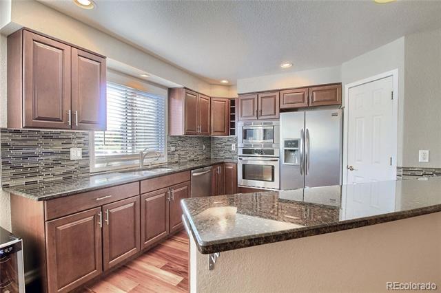 Building Photo - 5062 E Cherry Creek S Dr