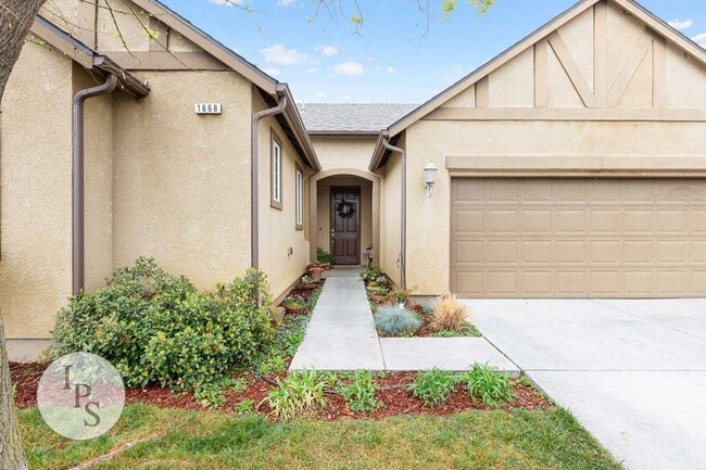 Building Photo - Harlan Ranch Clovis Home, 3BR/2BA, Amazing Community - Lots of Amenities!