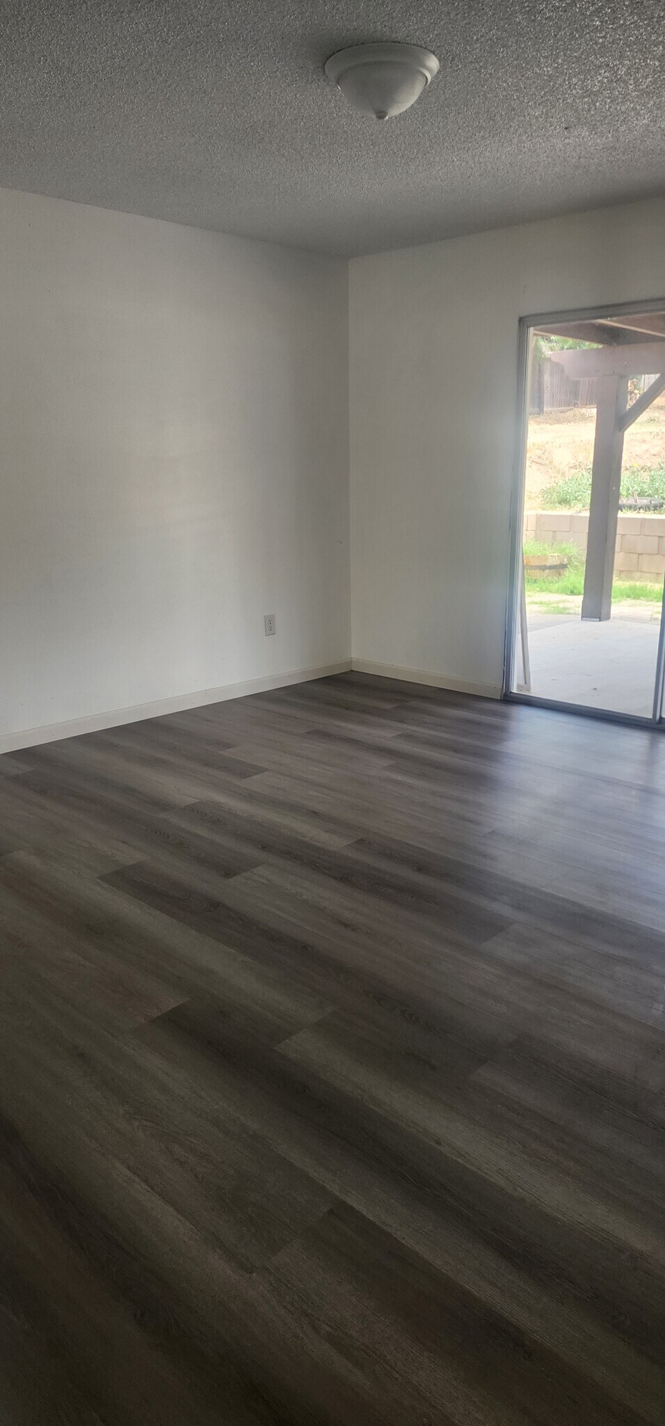 Master bedroom - 10240 56th St