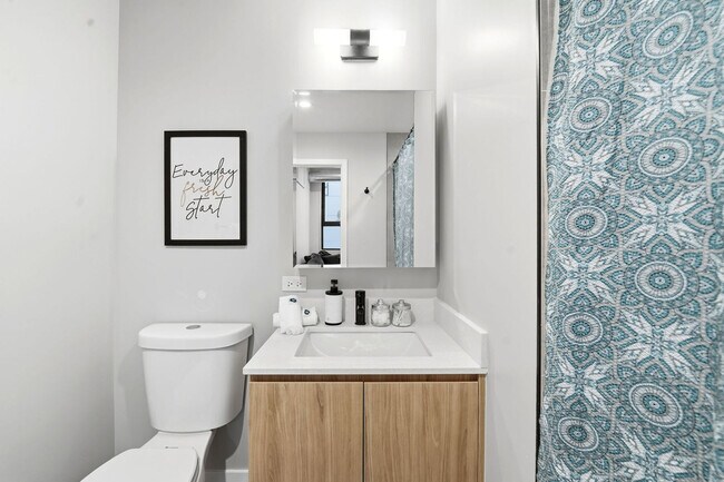 Building Photo - 6044 N Winthrop Ave